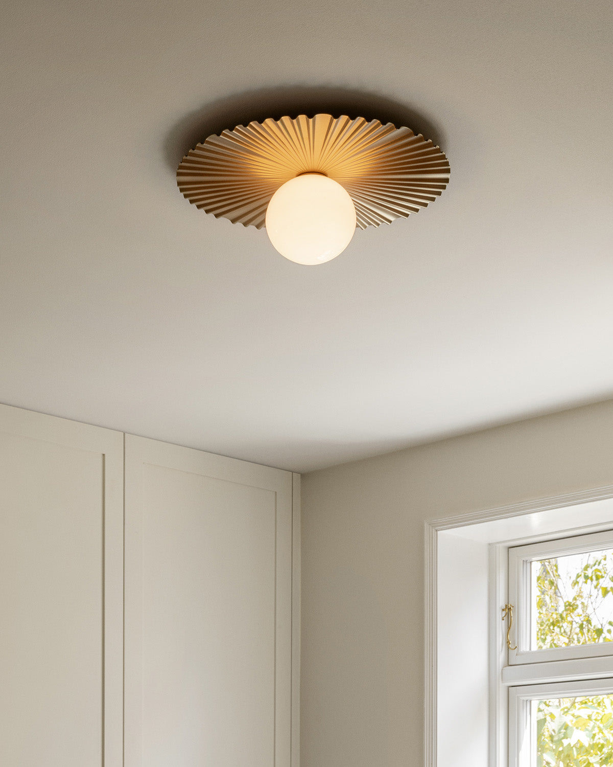 Liila Muuse Medium, nordic gold / opal