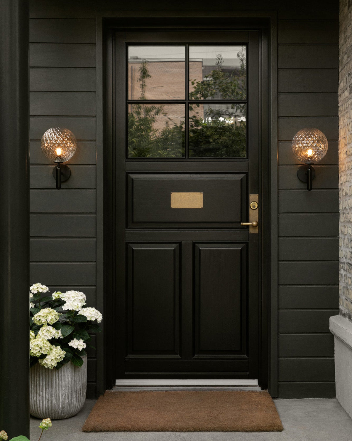 Miira Wall Outdoor, black / optic clear